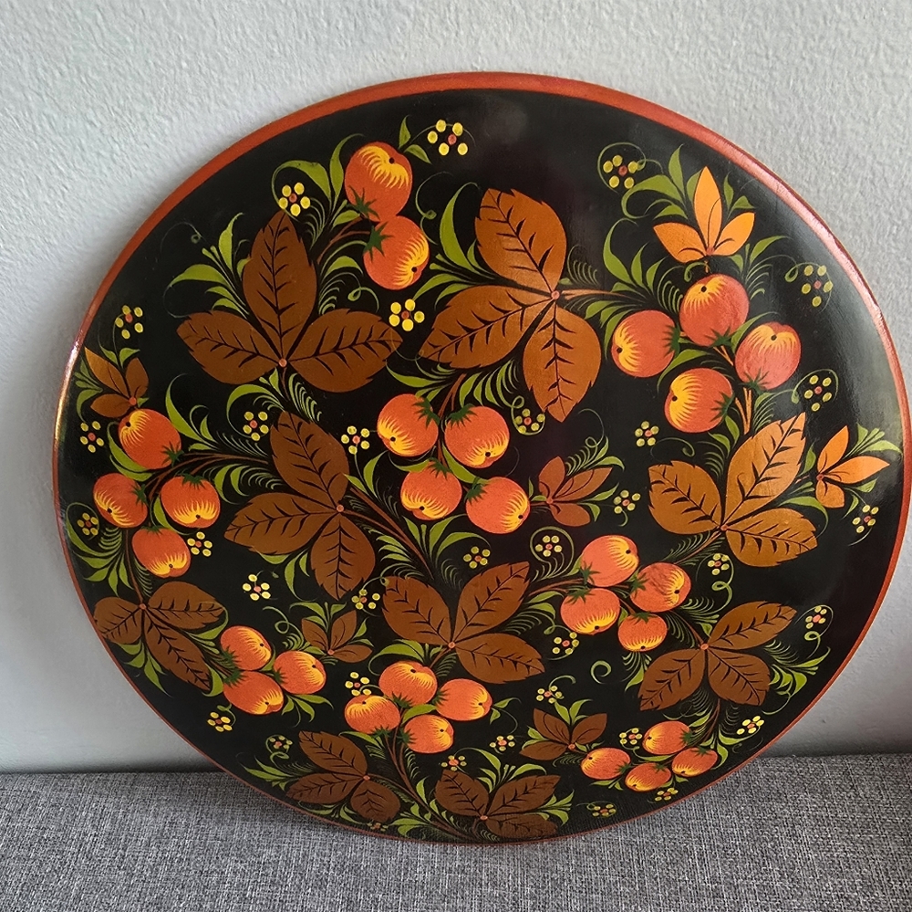 Vintage Rissian Khokhloma Hand Painted Lacquered Round Wall Plague